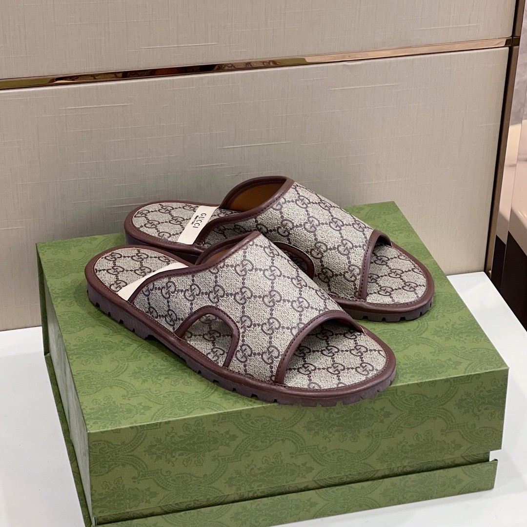 Gvc*1 Men’s GG Svp*me Slide Sandal Brown And Beige For Men 624879 96G60 9762