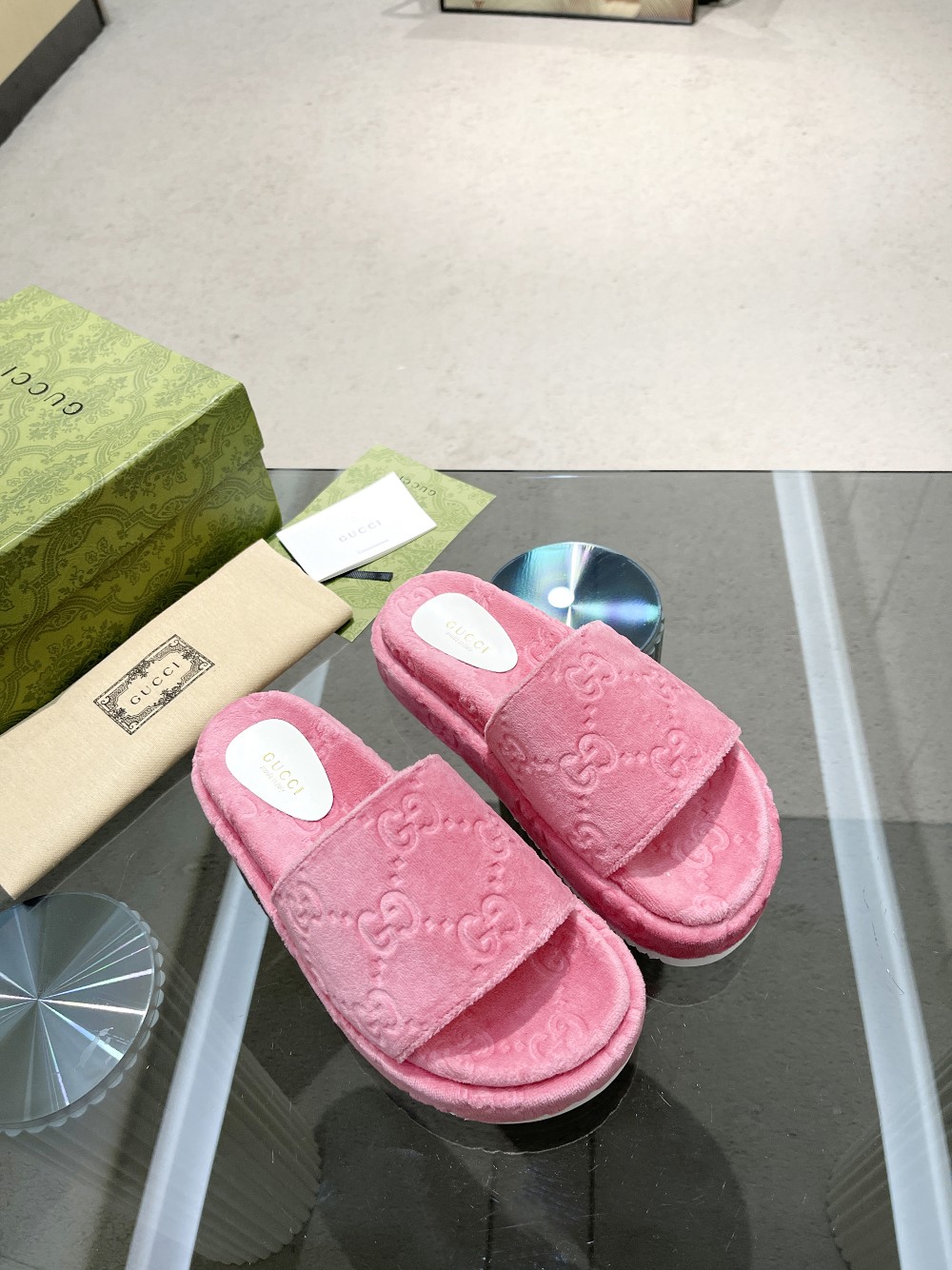 Gvc*1 Women’s GG Platform Sandal Pink For Women GG