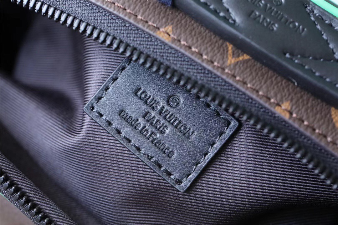 L0vis Vvtt0n S-Lock Messenger Monogram Macassar By Virgil Abloh’s Minty Green For Men, Men’s Bags, Shoulder And Crossbody Bags 8.7in/22cm LV M46246