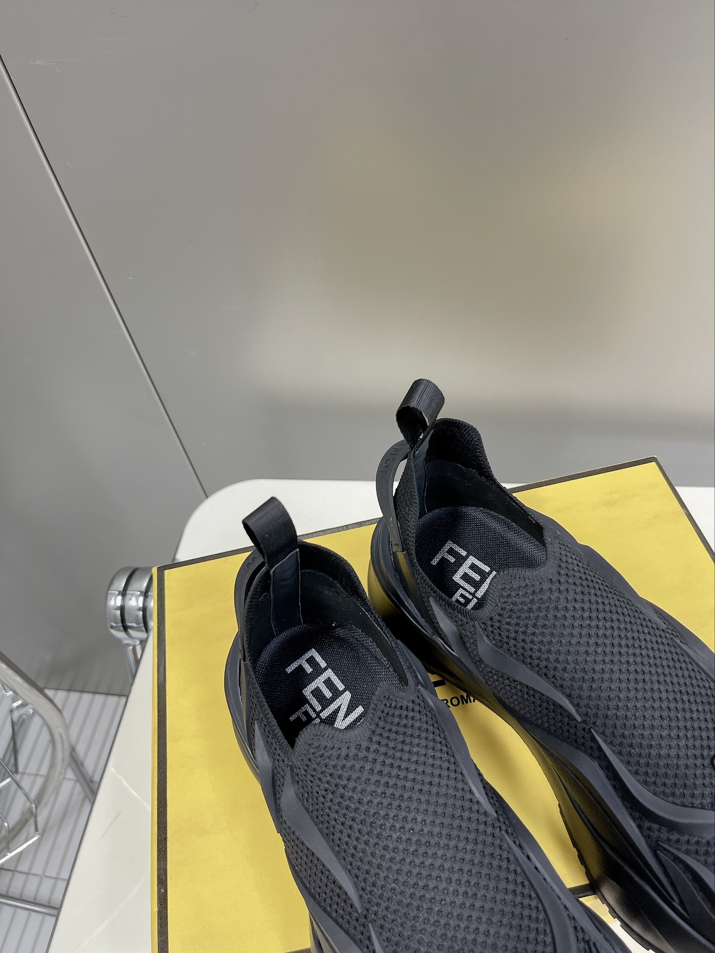 F**di Low Trainers Sneakers Black For Women 23214332