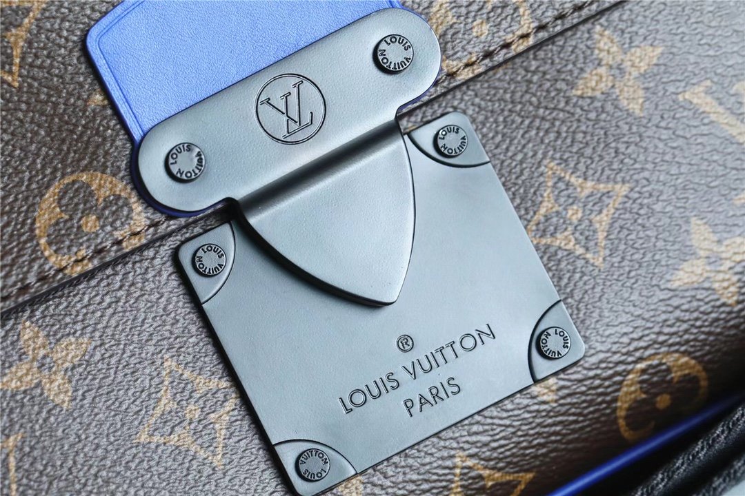 L0vis Vvtt0n S-Lock Messenger Monogram Macassar By Virgil Abloh’s Blue For Men, Men’s Bags, Shoulder And Crossbody Bags 8.7in/22cm LV