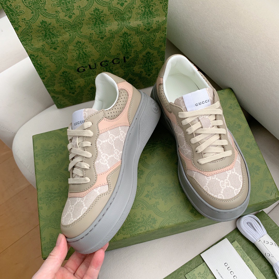 Gvc*1 Men’s GG Sneaker White And Beige Svp*me For Men ‎700775 UPG90 9595