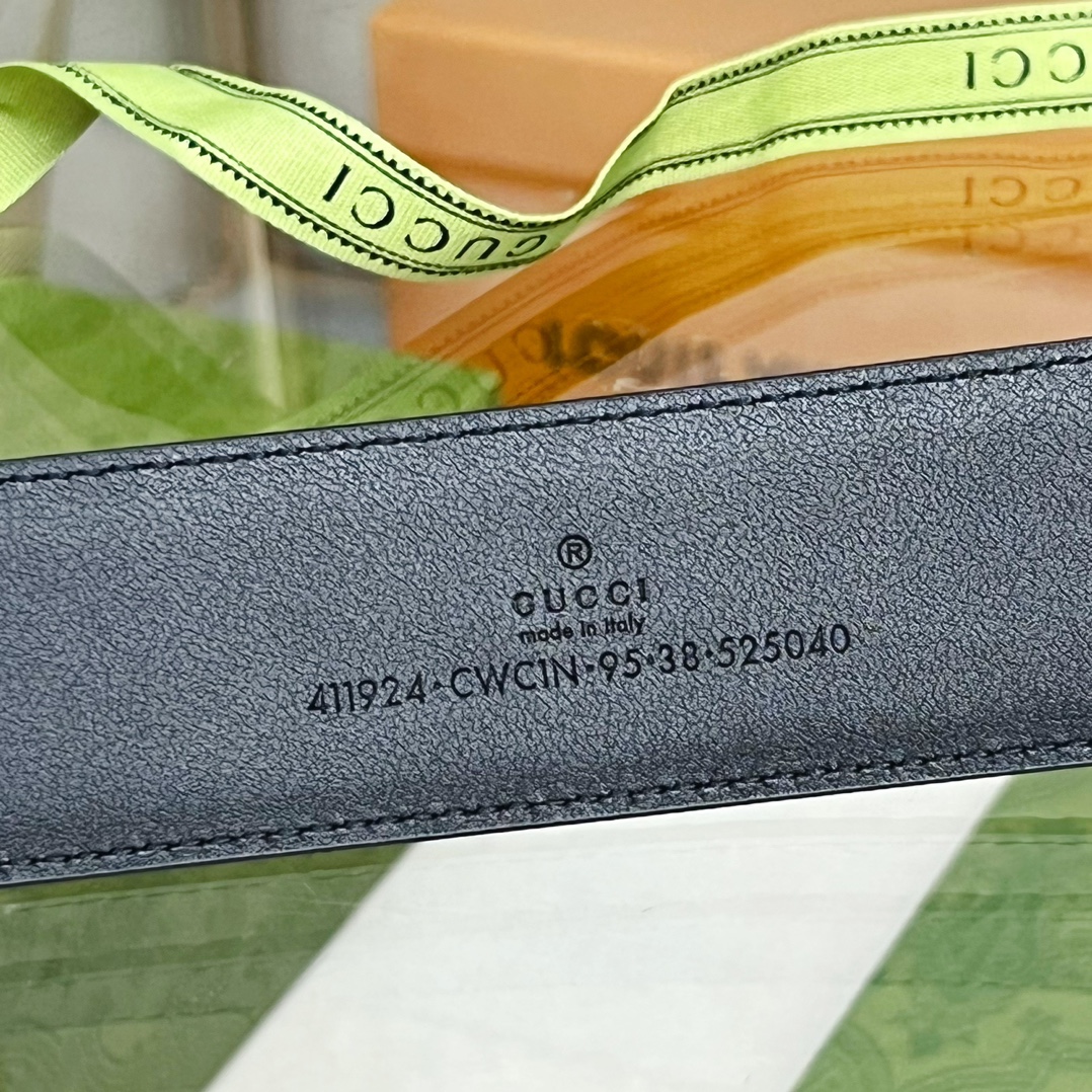 Gvc*1 GG Marmont Reversible Belt Black