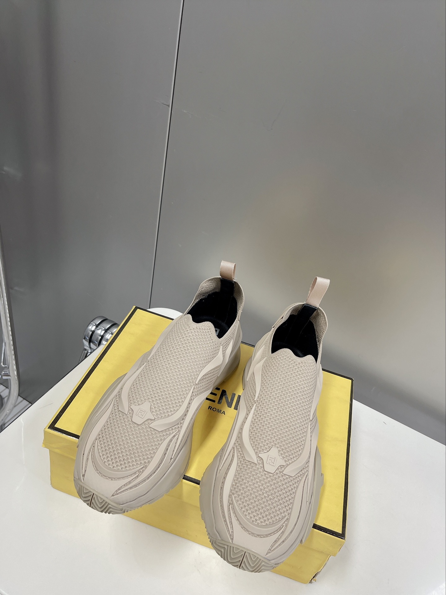 F**di Low Trainers Sneakers Beige For Women