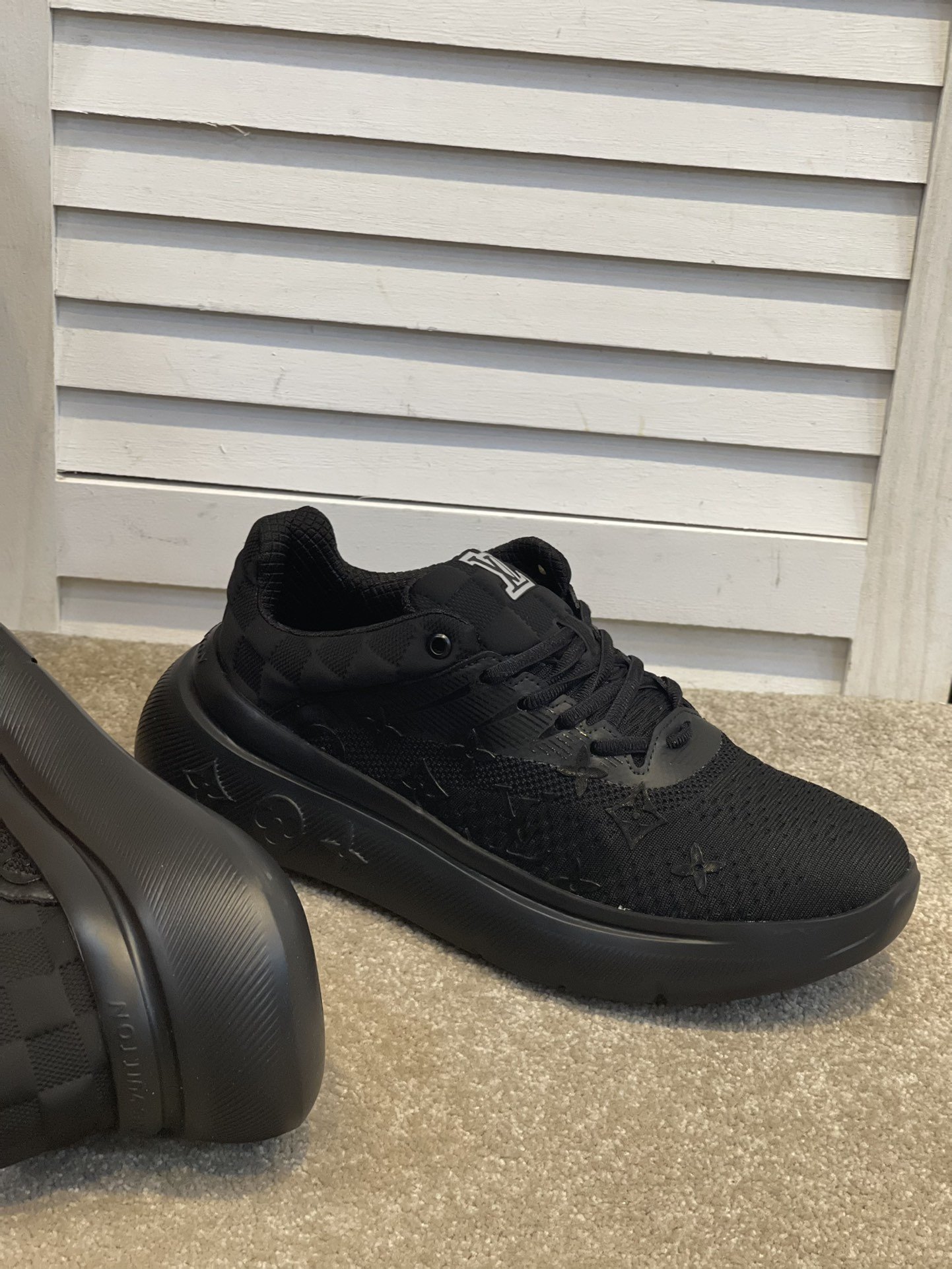 L0vis Vuittion Show Up Sneaker Black For Men LV 1A9JRI