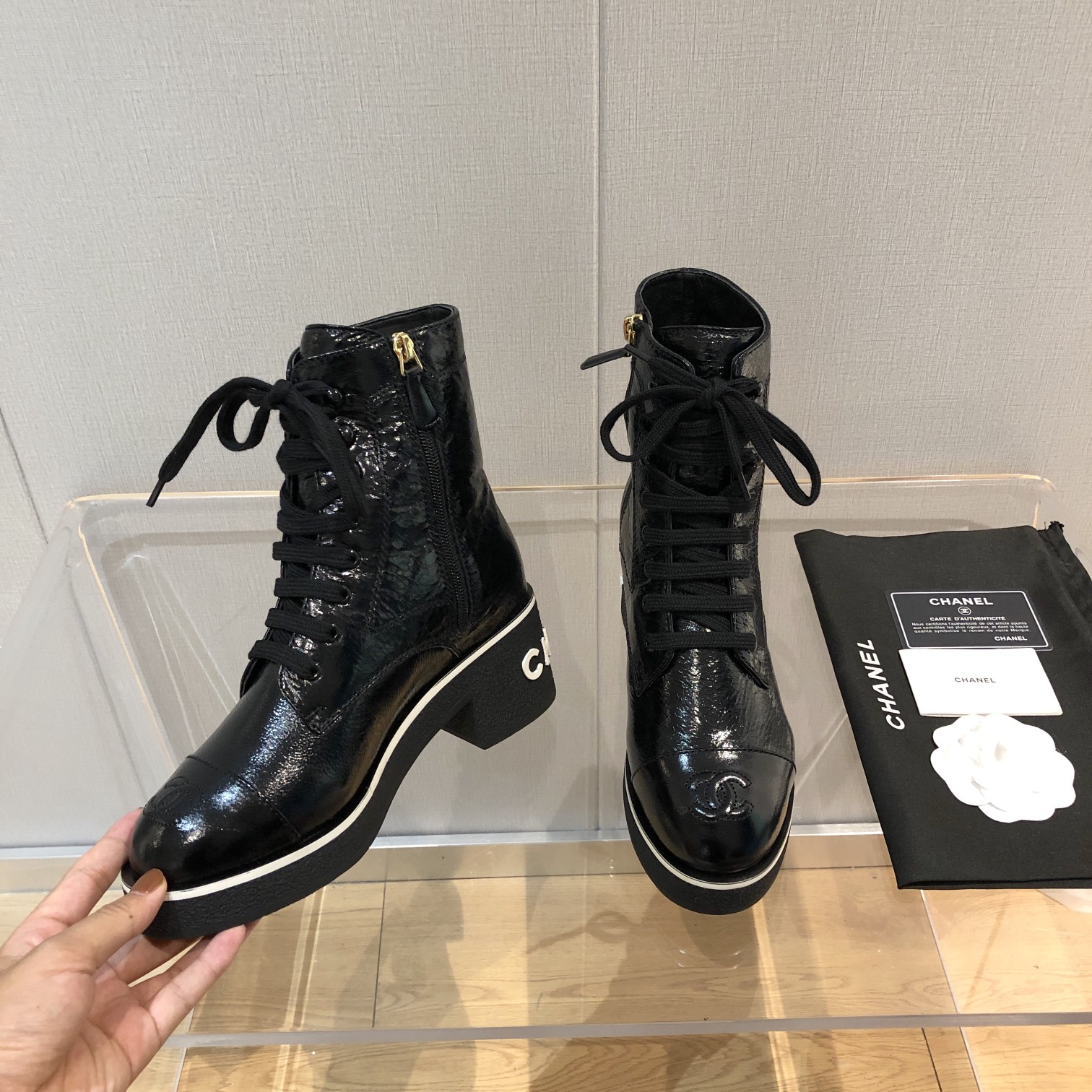 Ch**el Women’s Lace-Ups Black For Women