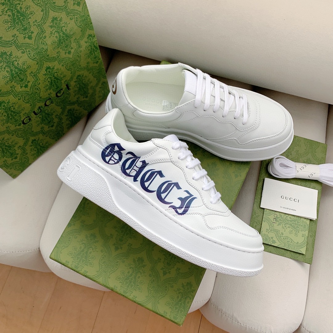 Gvc*1 Women’s Sneaker White With Gvc*1 Print For Women 670408 1XL10