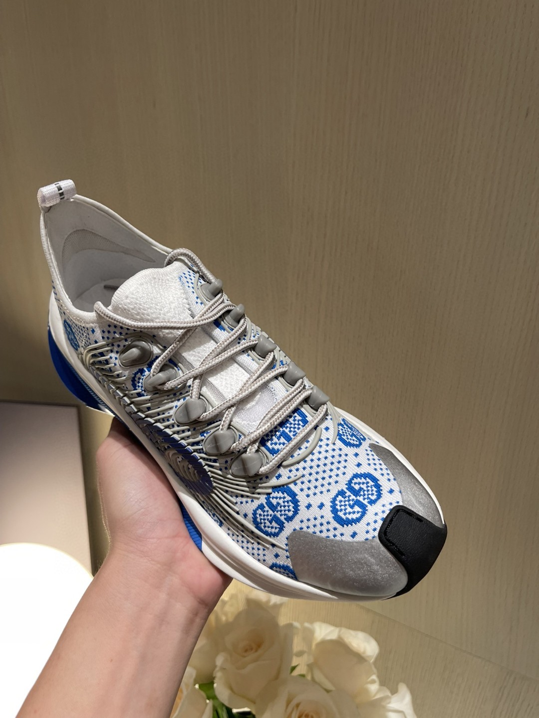 Gvc*1 Run Women’s Sneaker White Blue For Women 680900 USN10 8485