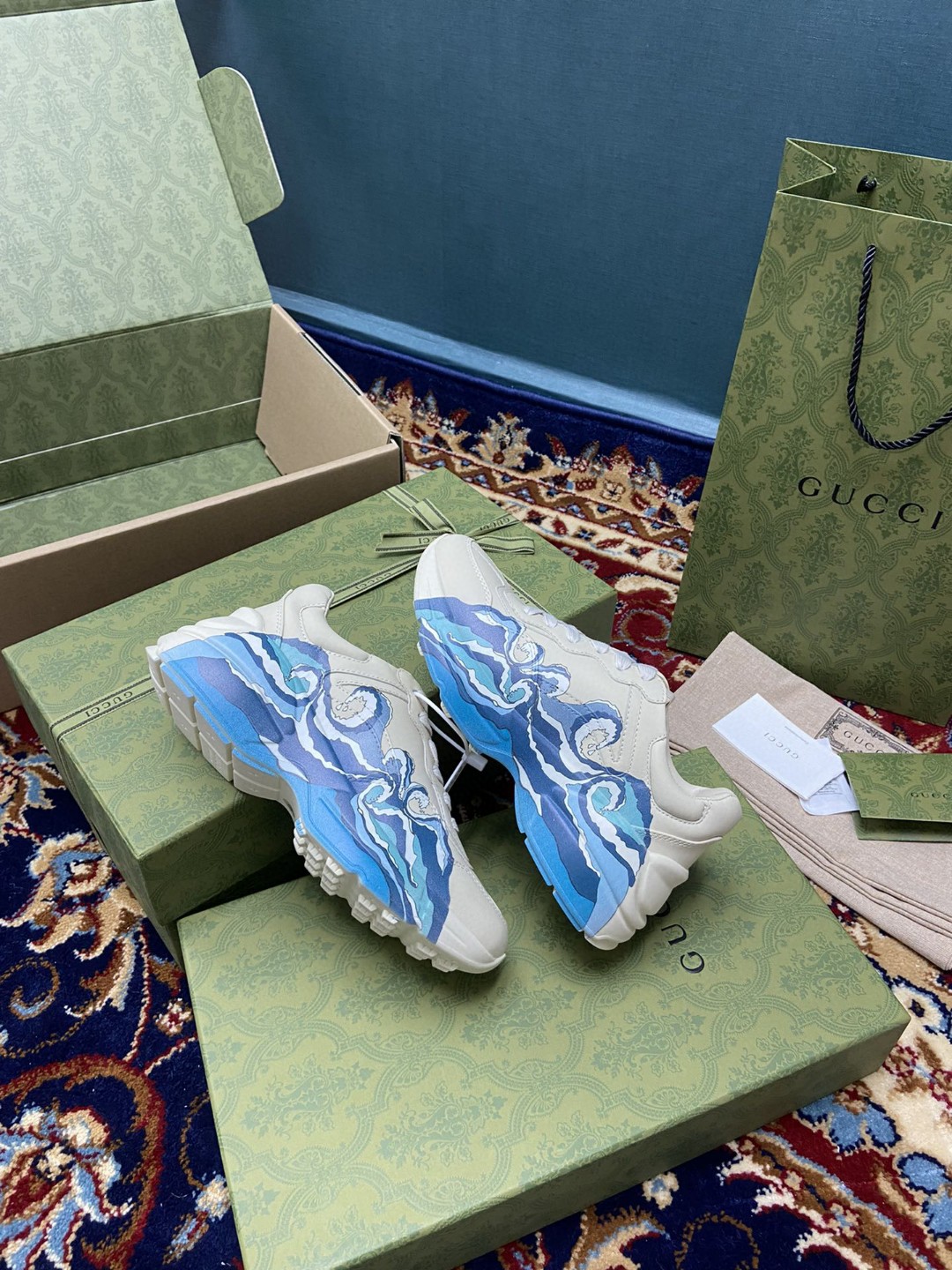 Gvc*1 Men’s Rhyton Sneaker With Wave White For Men 576052-DRW00-9522