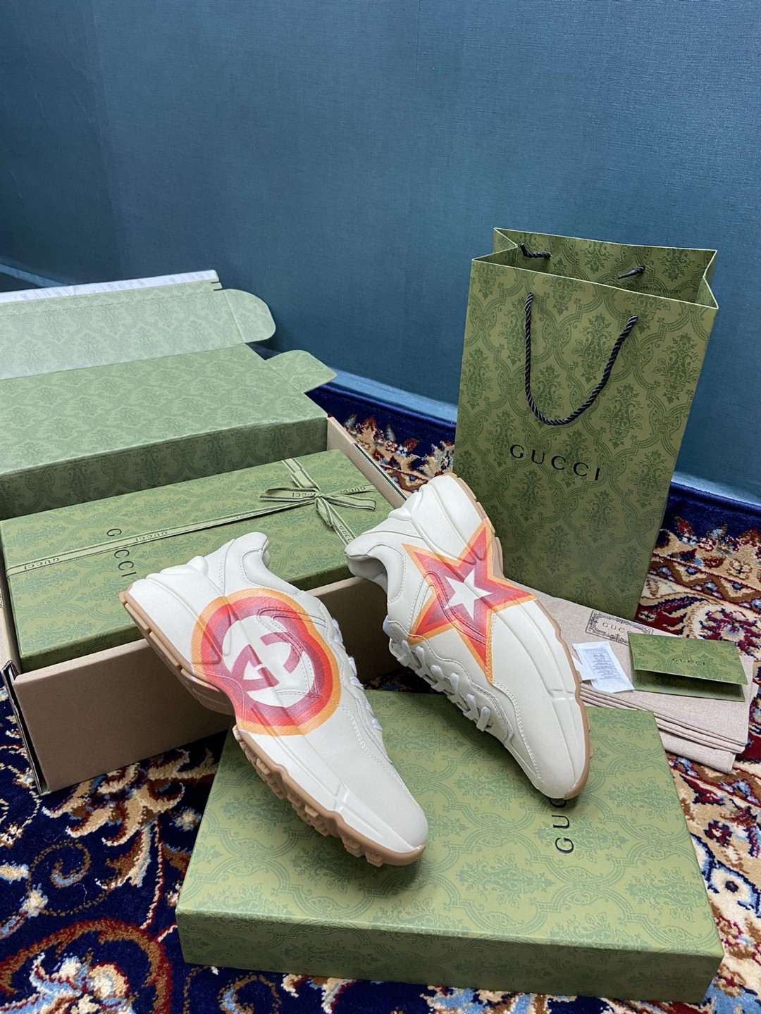 Gvc*1 Men’s Rhyton Sneakers With Logo Print White Ivory For Men 6548636 DRW00 9022