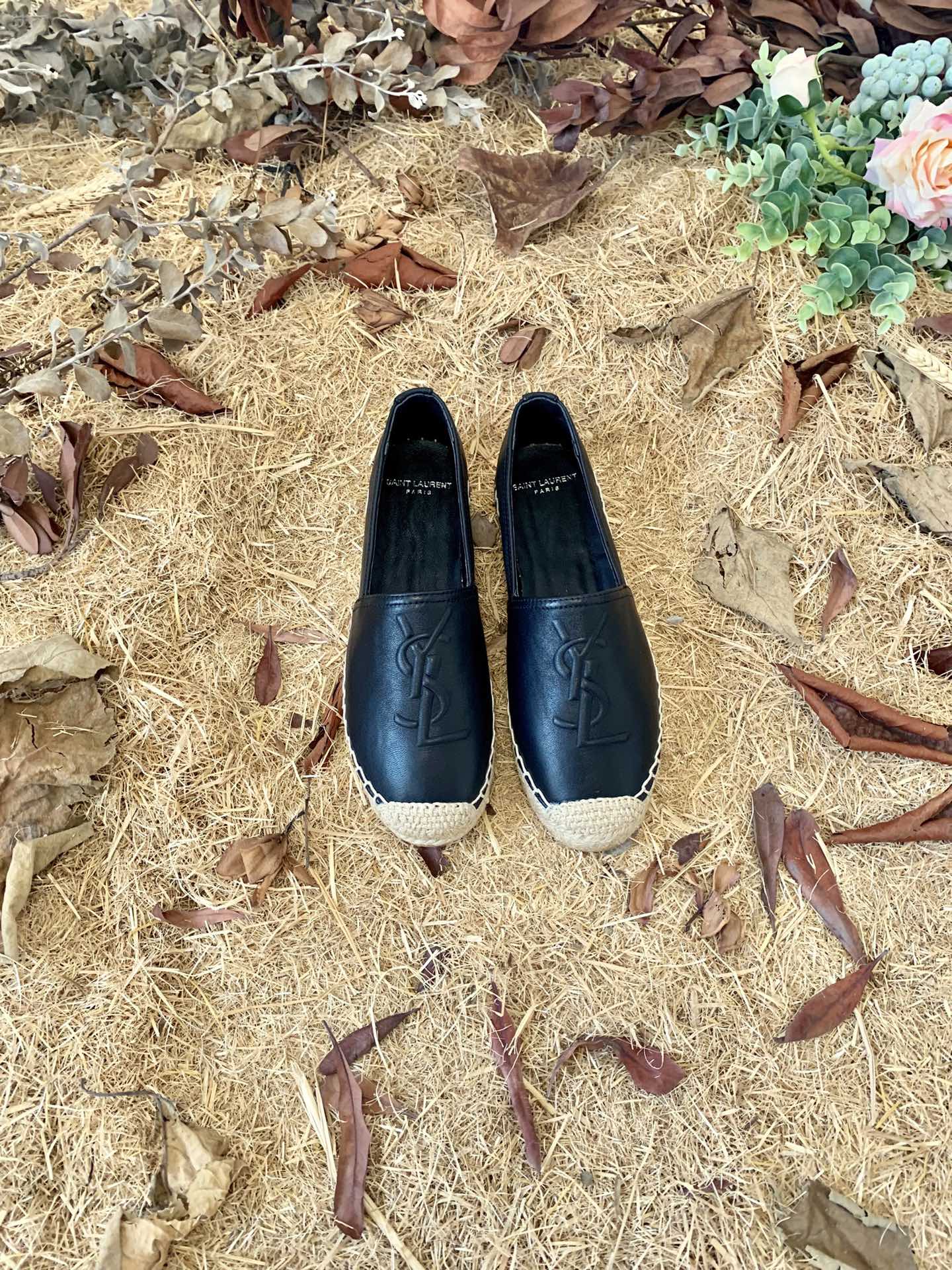 Sa1nt Lau*nt Women’s Y51 Embroidered Espadrilles Black For Women Y51 458573B34001000