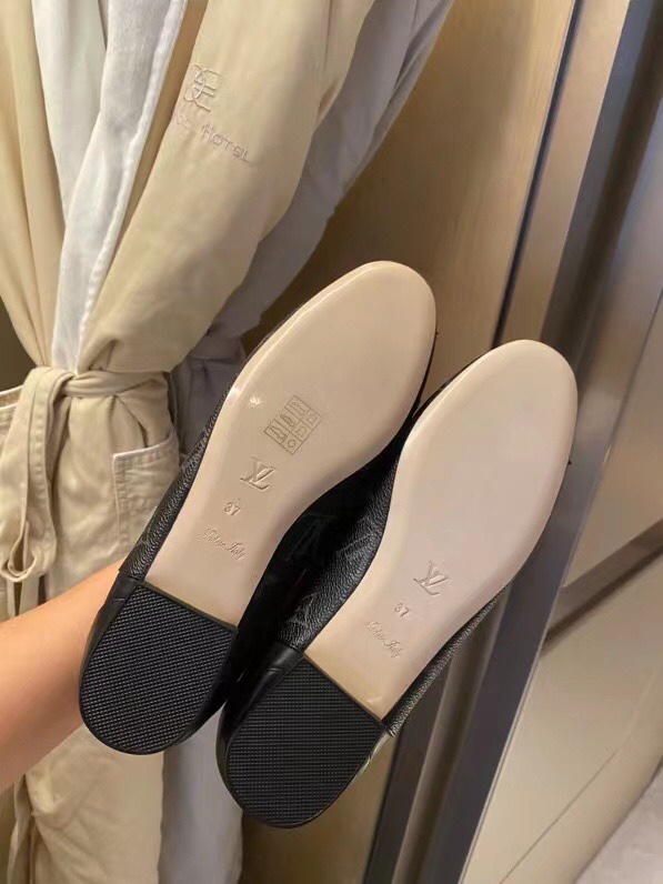 L0vis Vvtt0n Women’s Joy Ballerina Black For Women LV