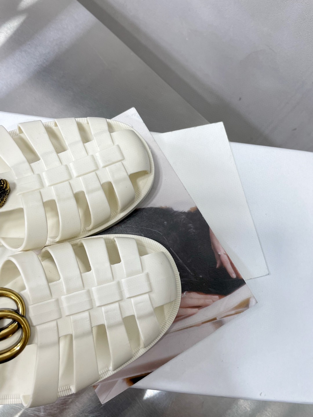 Gvc*1 Men’s Rubber Buckle Strap Sandal White For Men 463463