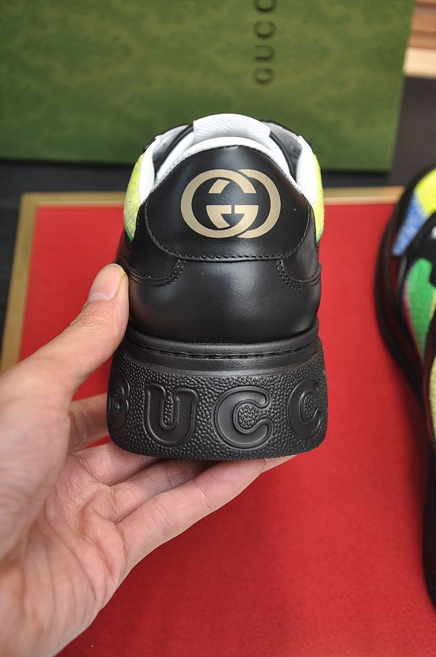 Gvc*1 Men’s Sneaker With Multicolored Stripes Black For Men ‎669582