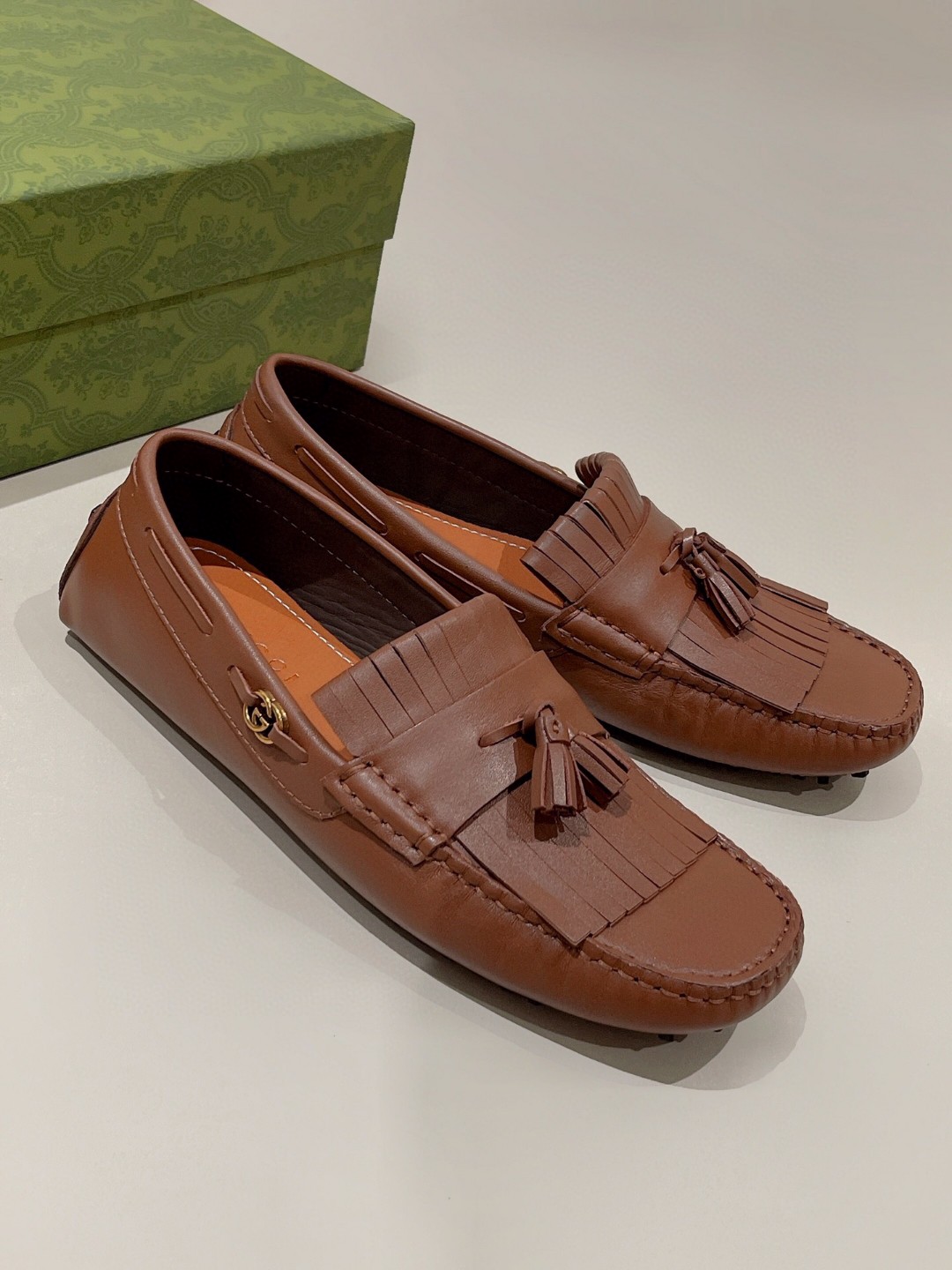 Gvc*1 Men’s Loafer With Driver Interlocking G Brown For Men 624699