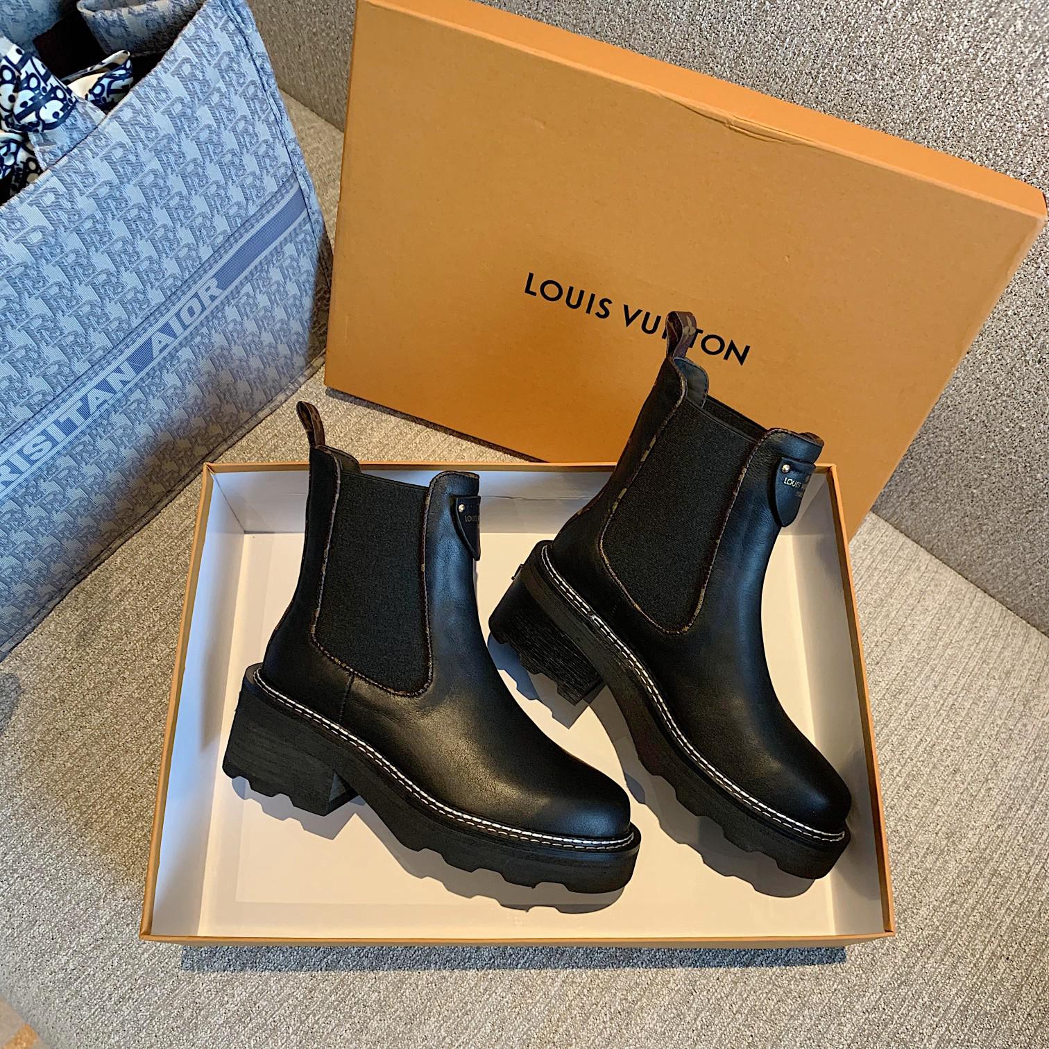 L0vis Vvtt0n Women’s LV Beaubourg Ankle Boots Black For Women LV 1A8947