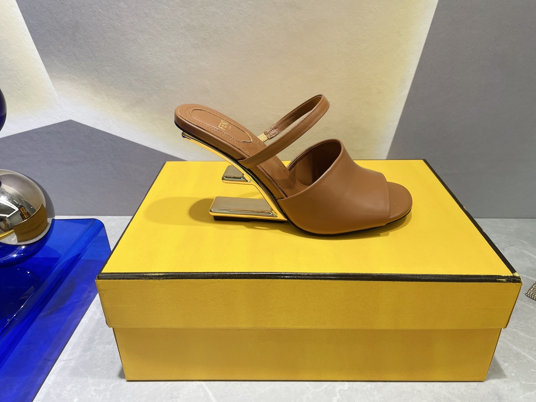 F**di First Brown High-Heeled Sandals For Women 8R8212NA7F148R