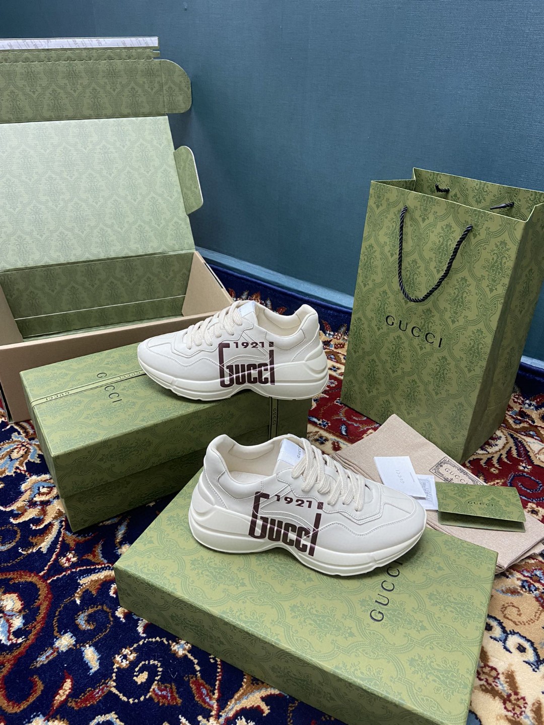 Gvc*1 Women’s Rhyton Sneakers With Logo 1921 Gvc*1 White Ivory For Women 684896 DRW00 9522