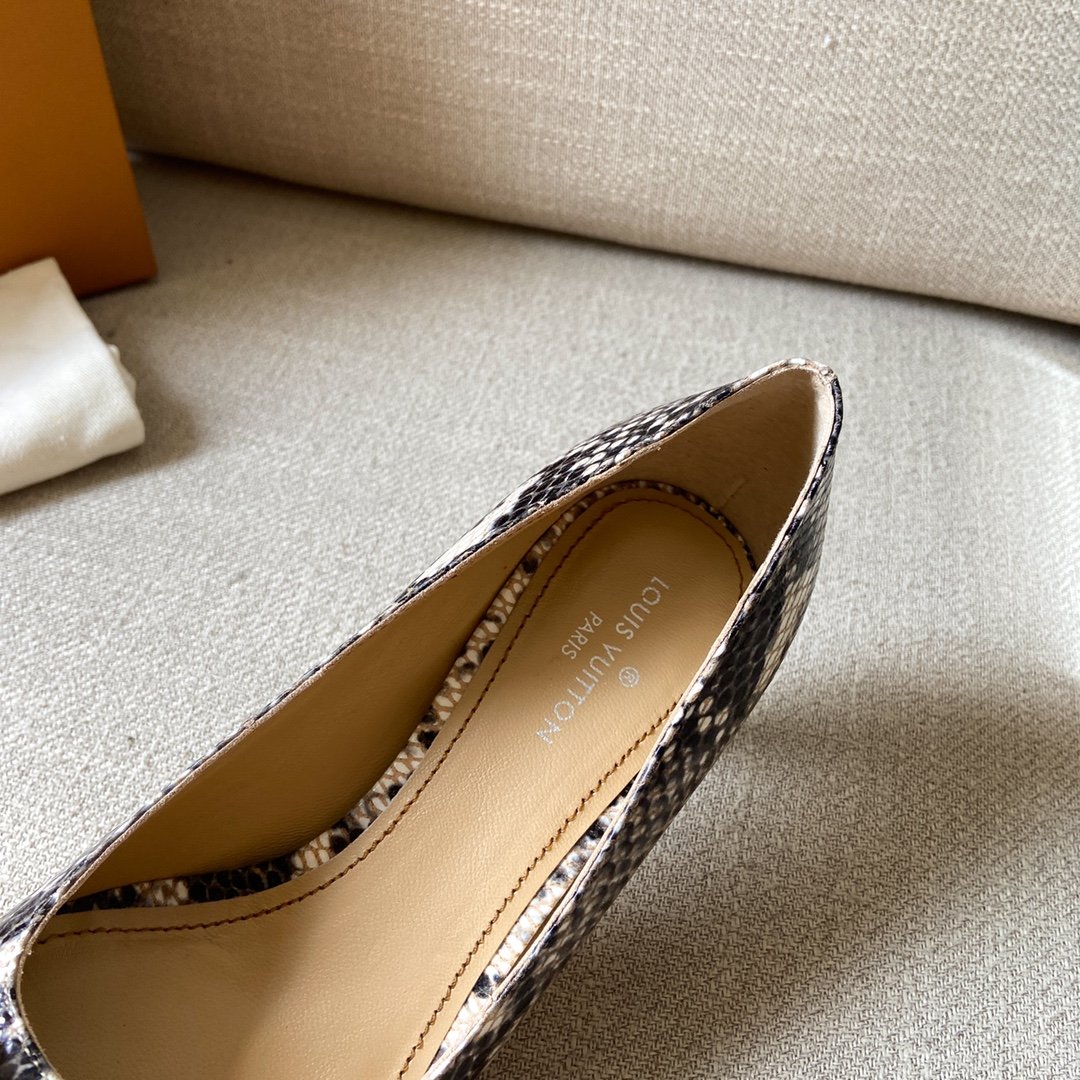 L0vis Vvtt0n Women’s Rotary Pump Grey For Women LV