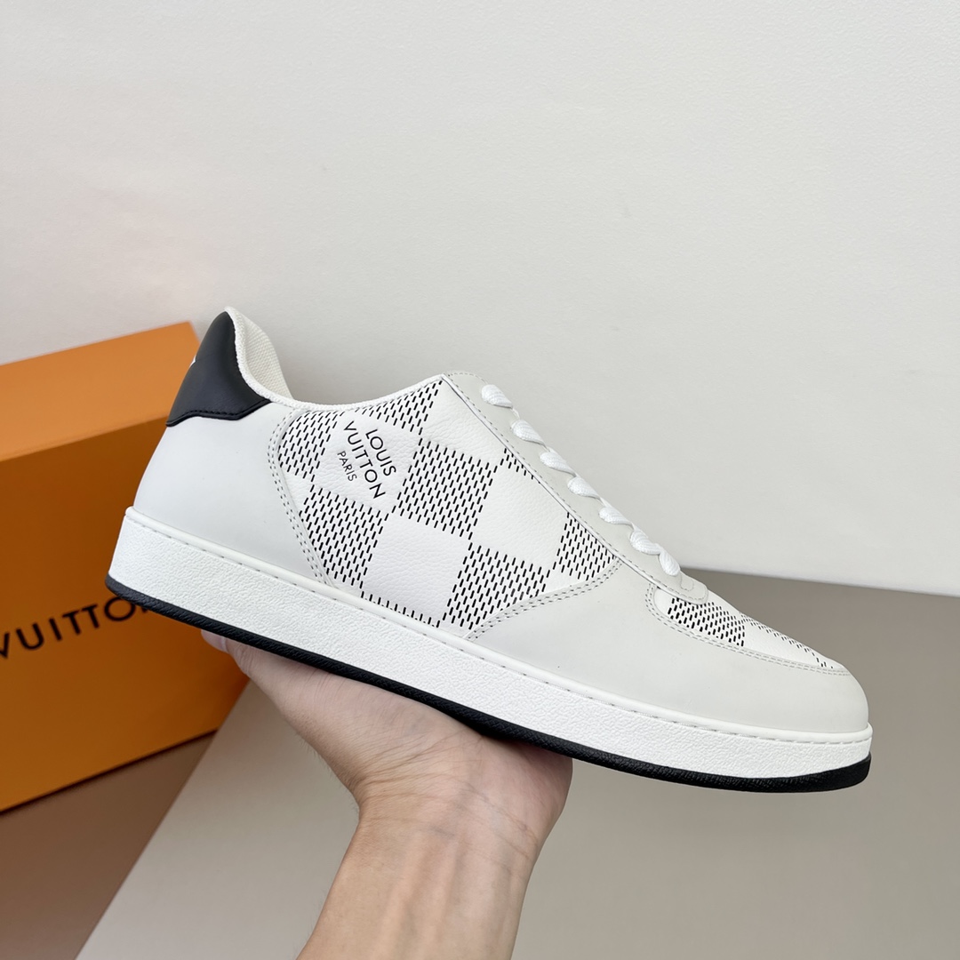 L0vis Vuittion Rivoli Sneaker White For Men LV