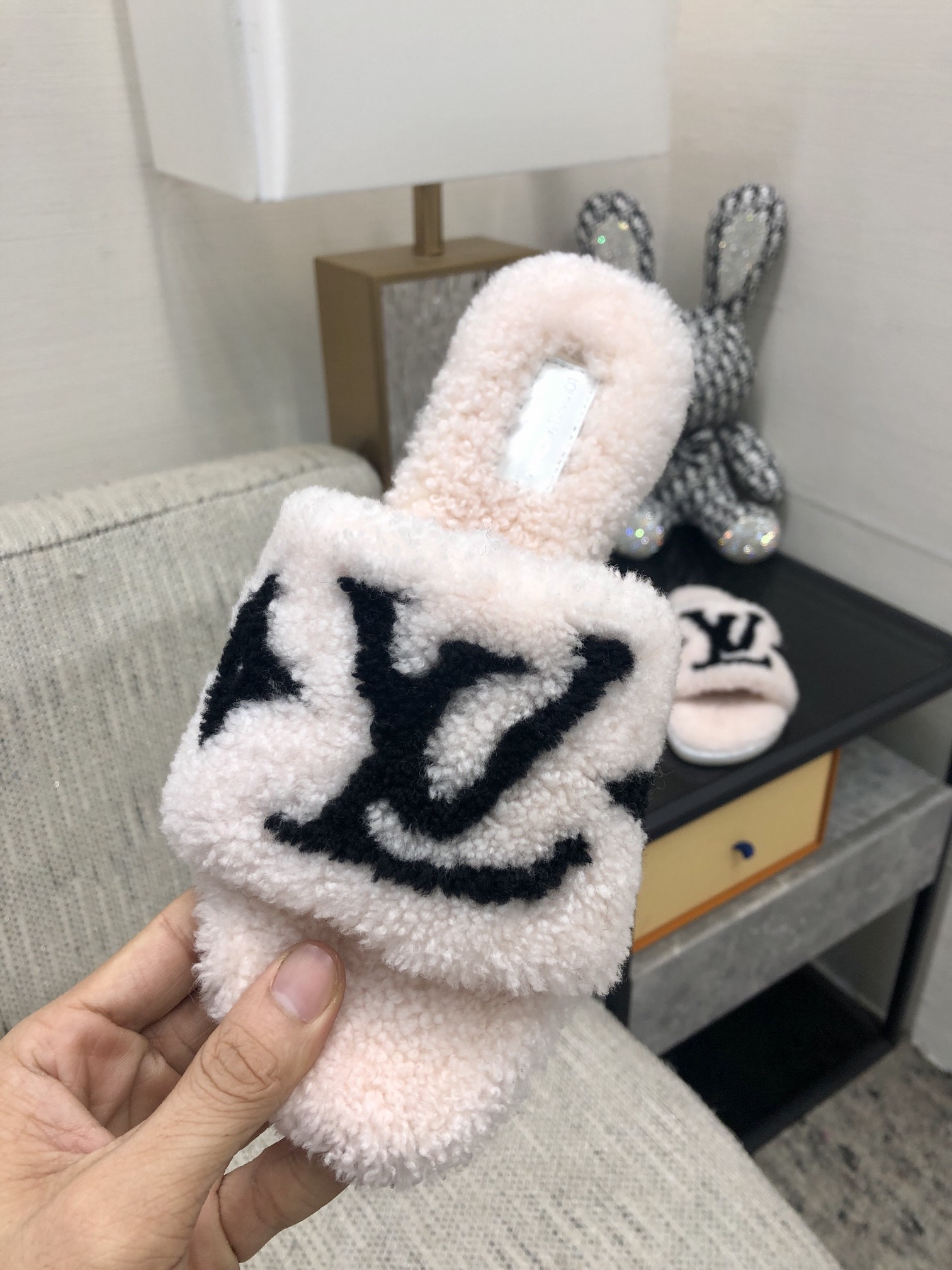 L0vis Vvtt0n Women’s Magnetic Mule White For Women LV