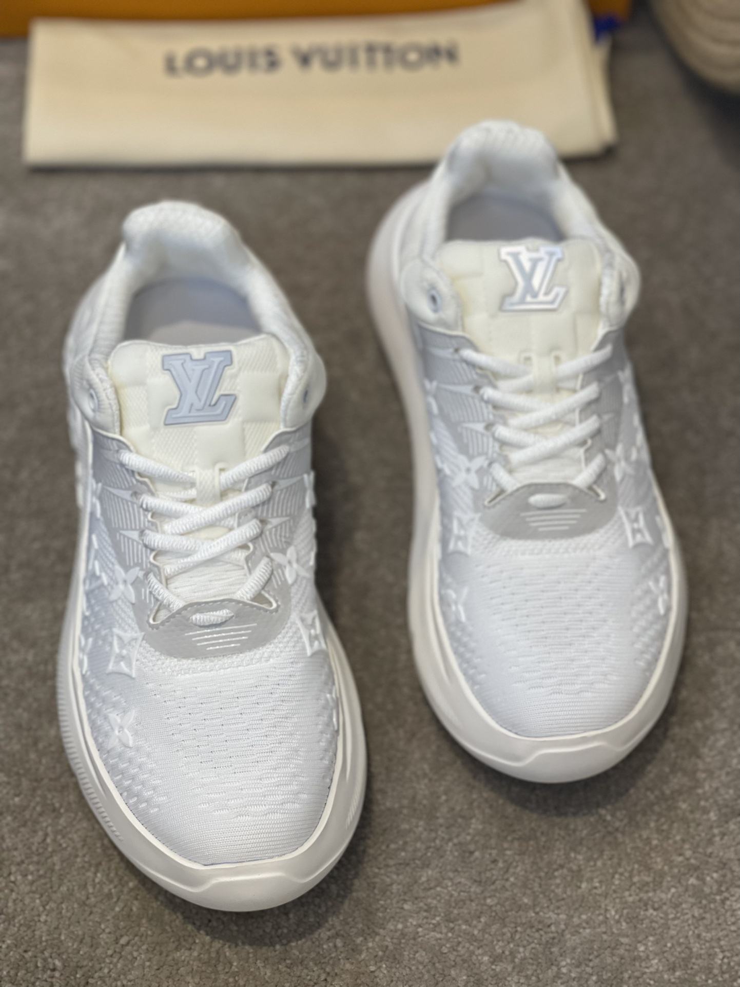 L0vis Vuittion Show Up Sneaker White For Men LV