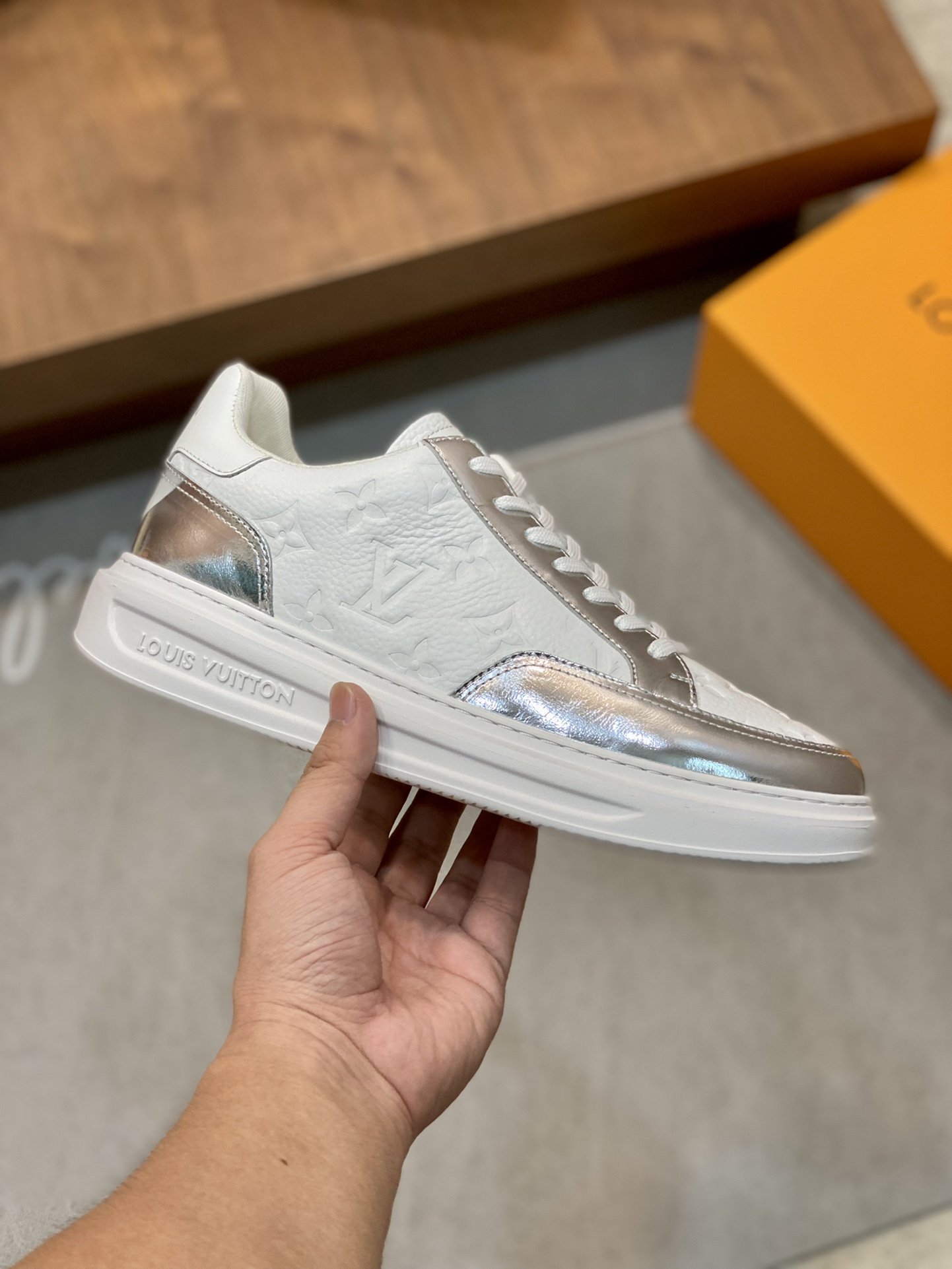 L0vis Vuittion Beverly Hills Sneaker White For Men LV