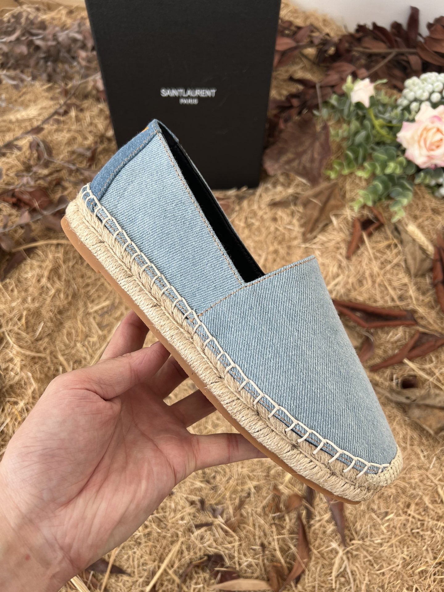 Sa1nt Lau*nt Women’s Y51 Embroidered Espadrilles Blue For Women Y51