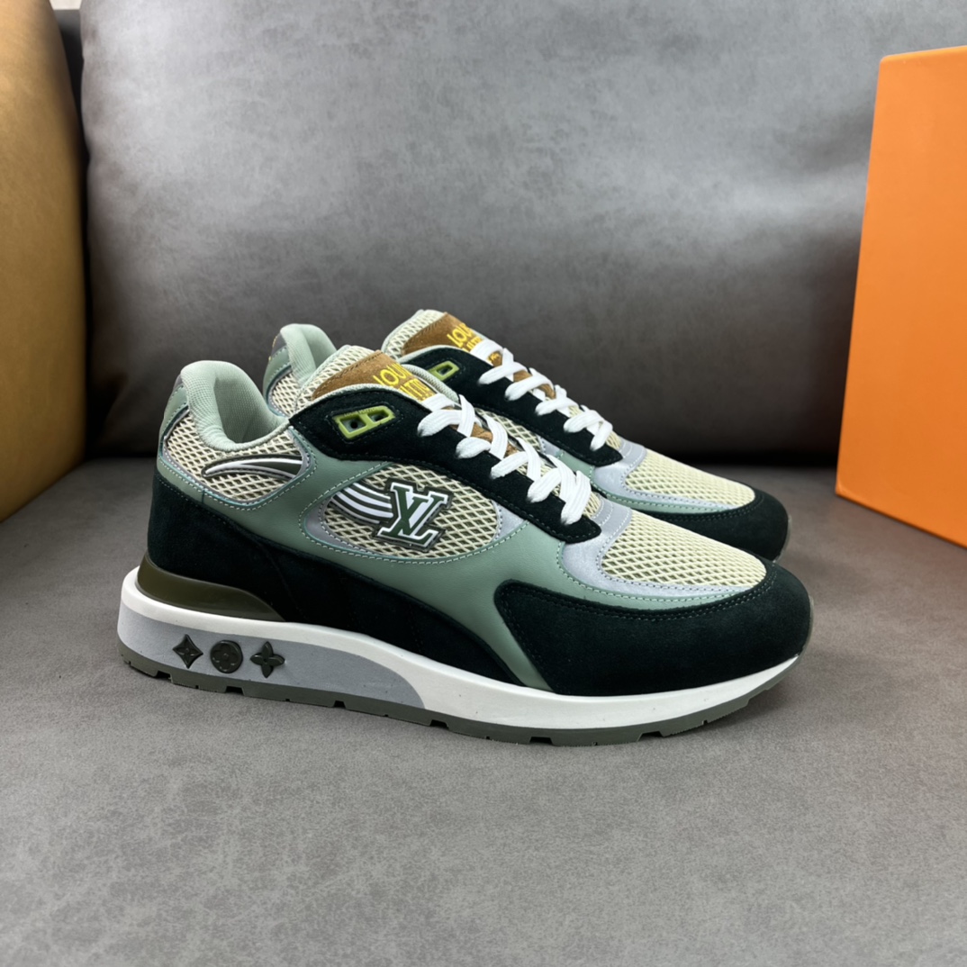 L0vis Vvtt0n Run Away Sneaker Green For Men LV 1A9J0N