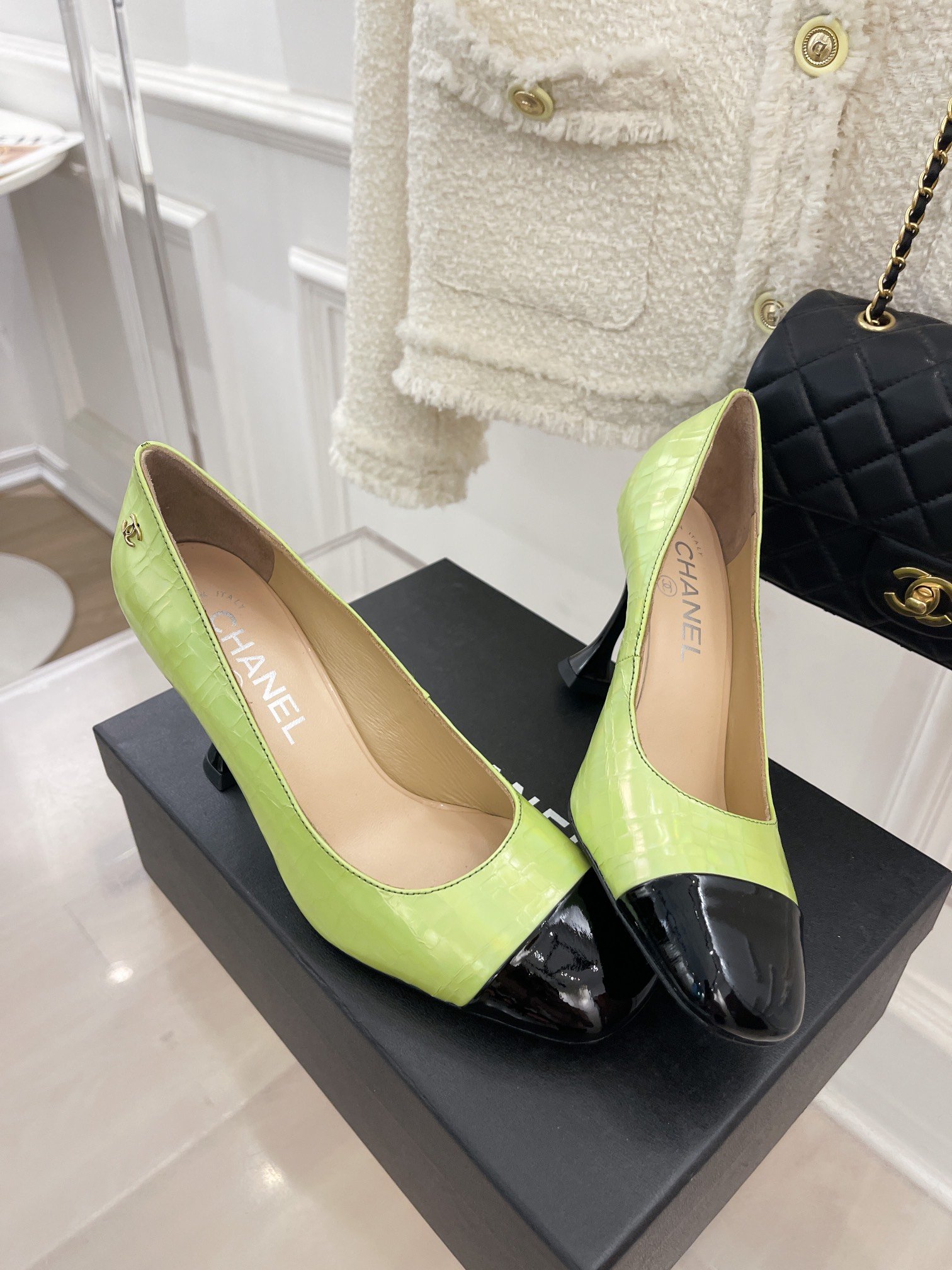 Ch**el Women’s Pump & Grosgrain Green For Women