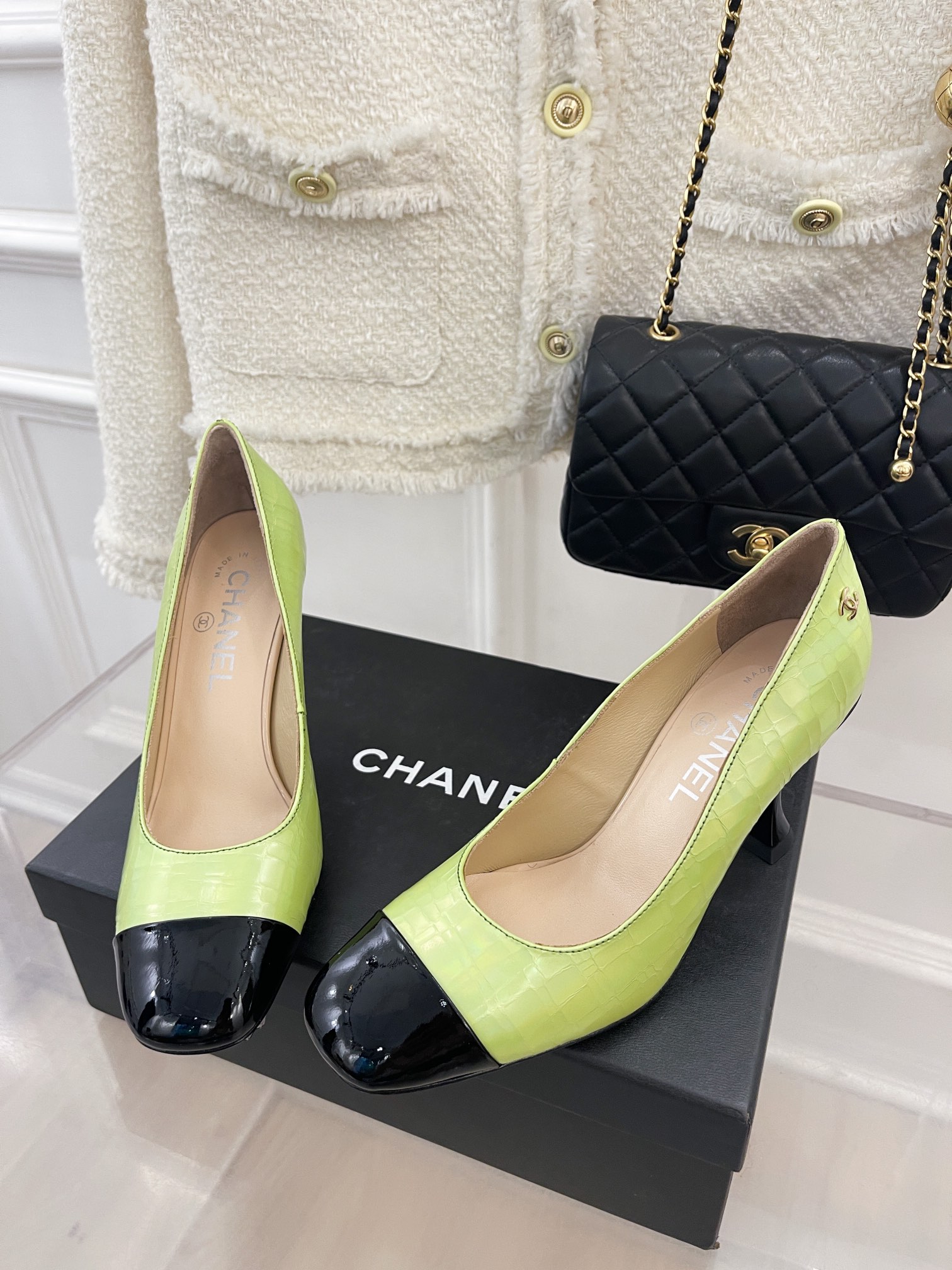 Ch**el Women’s Pump & Grosgrain Green For Women