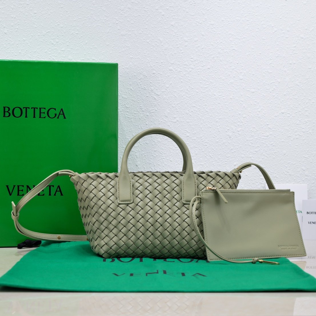 B0tt*ga Ven*ta Mini Cabat Green, For Women, Women’s Bags 7.9in/20cm