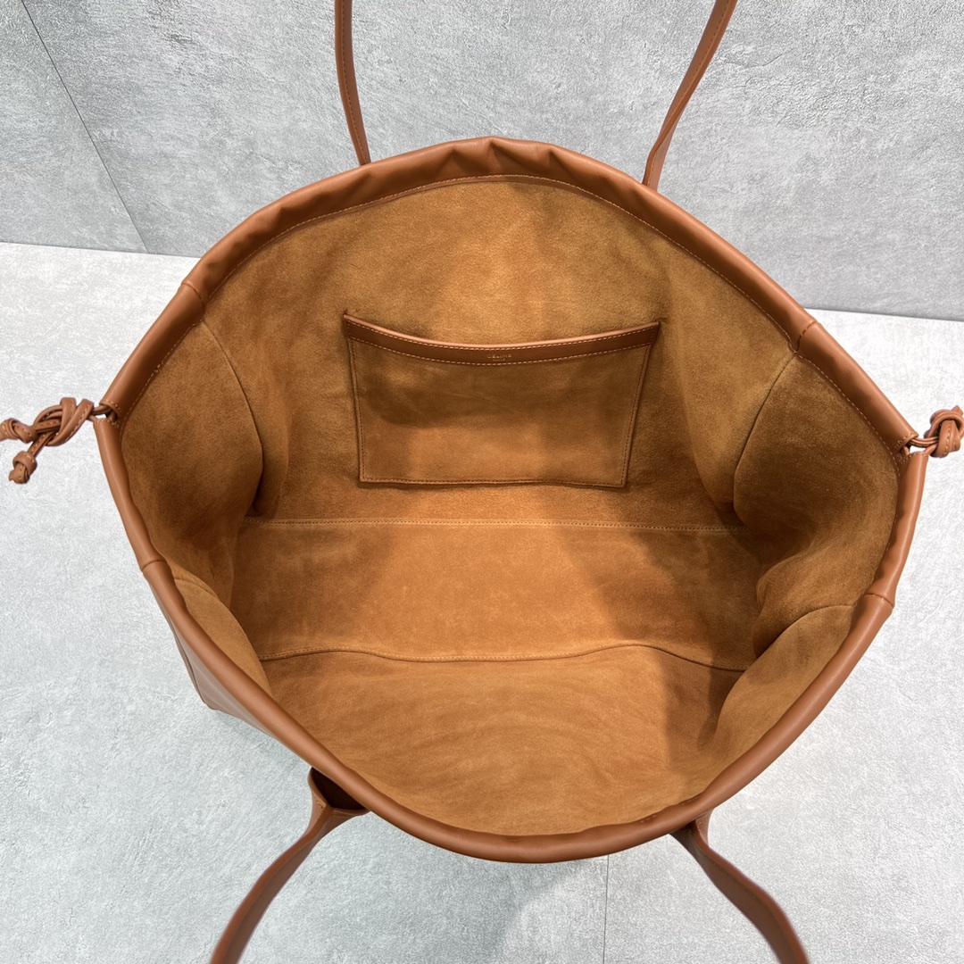 Ce1i*e Cabas Drawstring Cuir Triomphe Tan For Women 17in/44cm 199973DU3.04LU