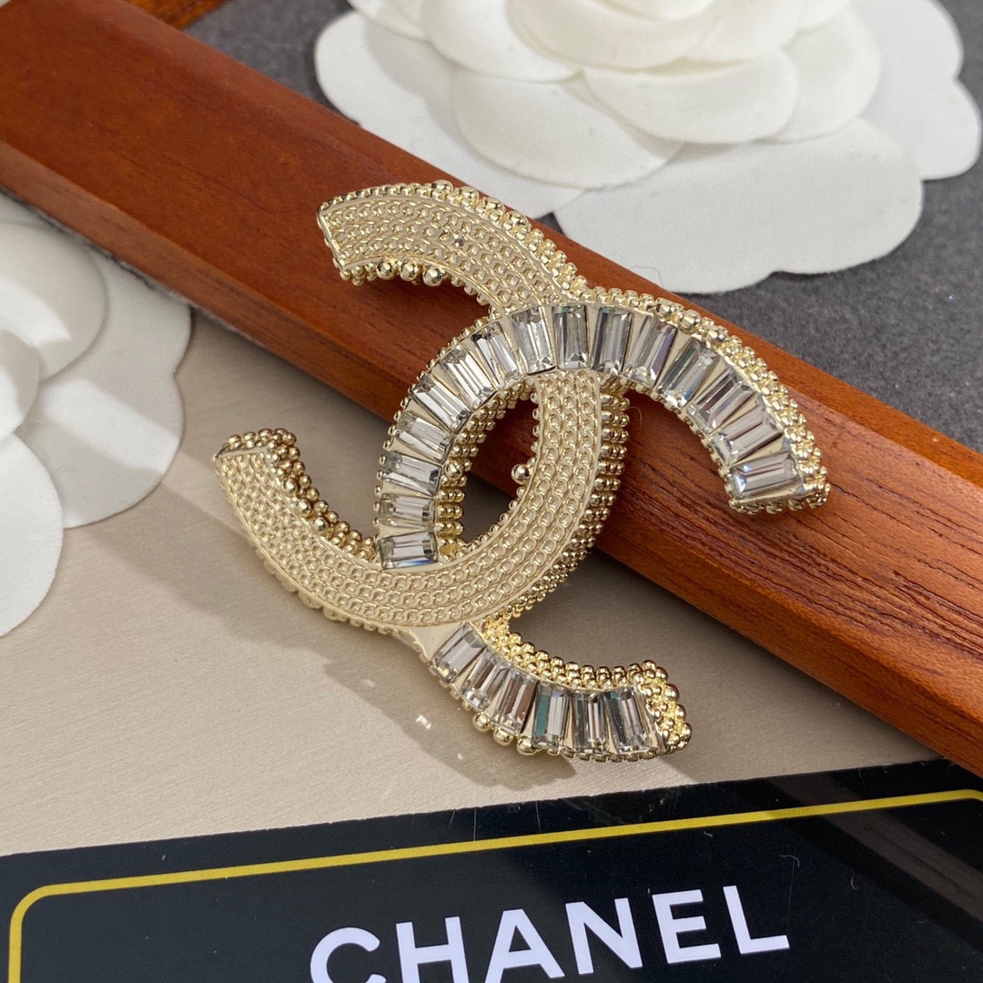 Ch**el Brooch