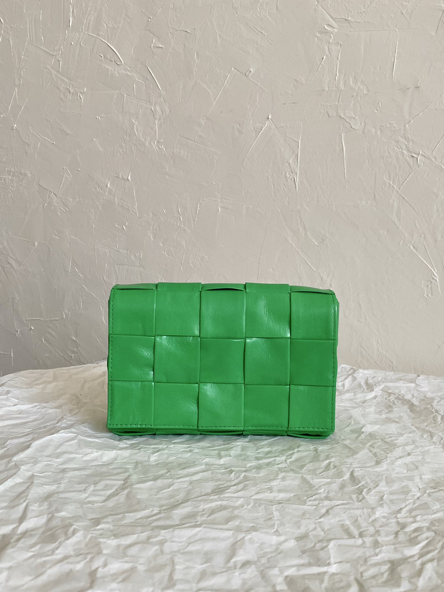 B0tt*ga Ven*ta Padded Cassette Belt Bag Green, For Women, Women’s Bags 7in/18cm 710075VCQR13724