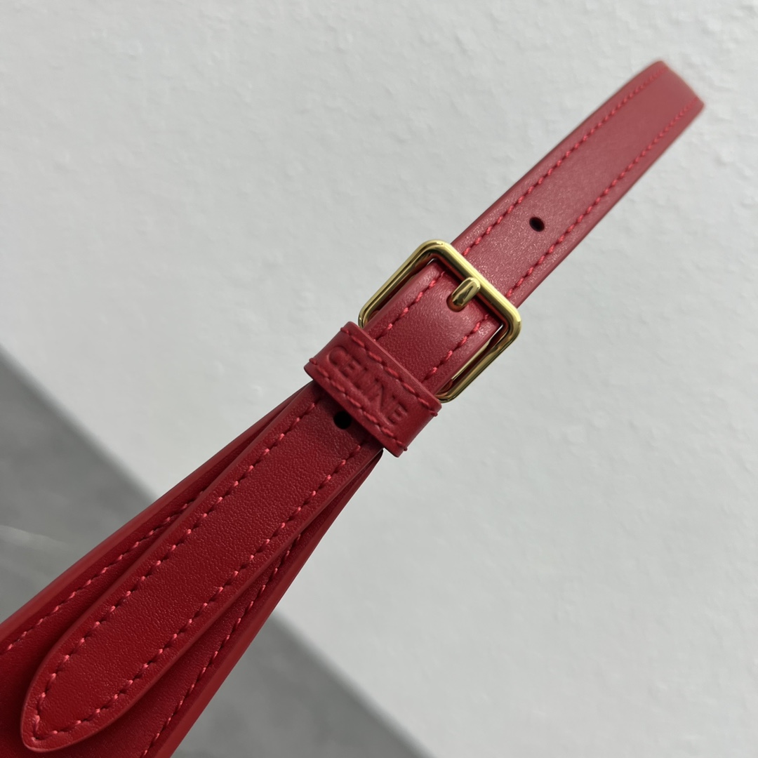 Ce1i*e Cuir Triomphe Shoulder Bag Red For Women 9.4in/24cm