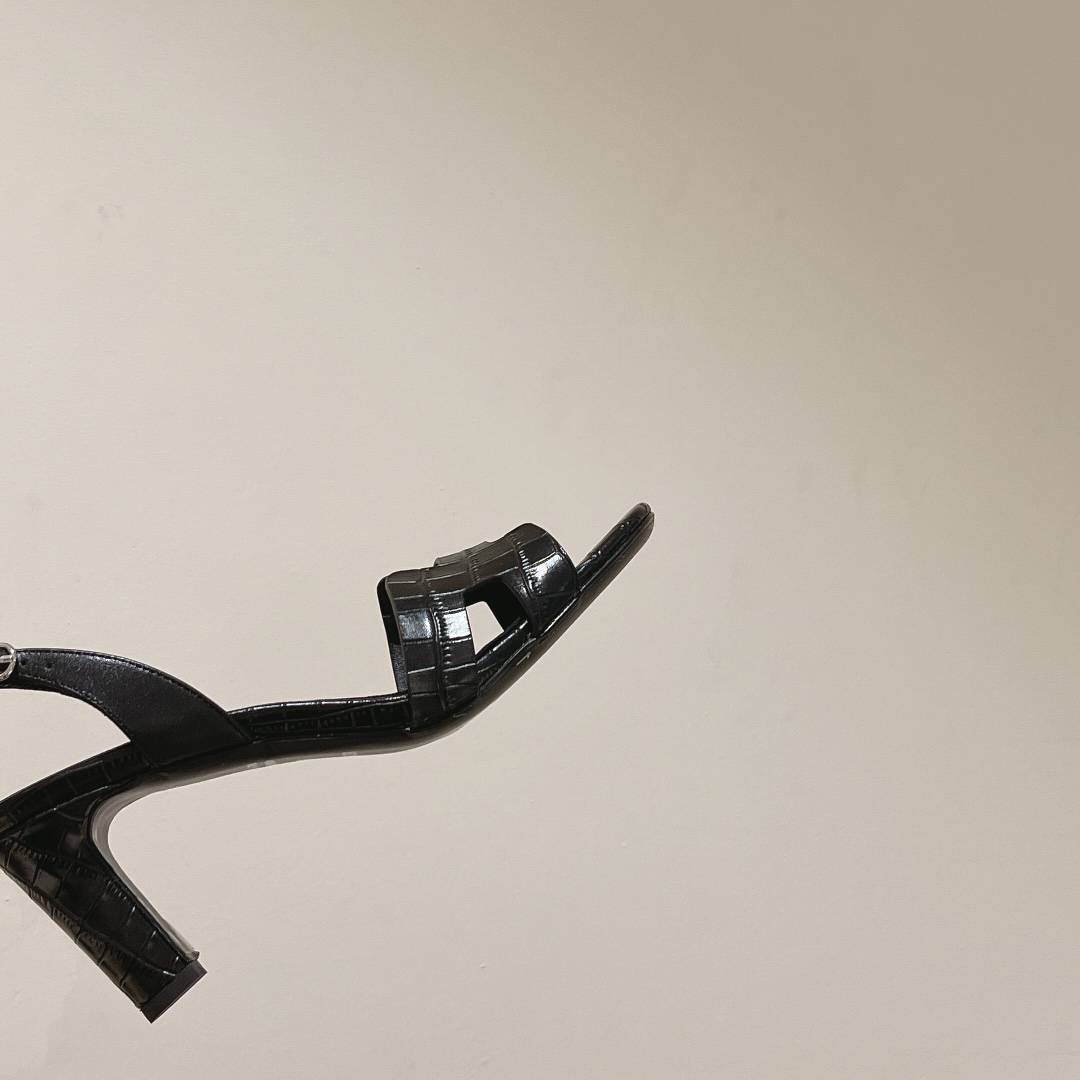 H**me5 Eternite Sandal Black For Women 2.7in/7cm