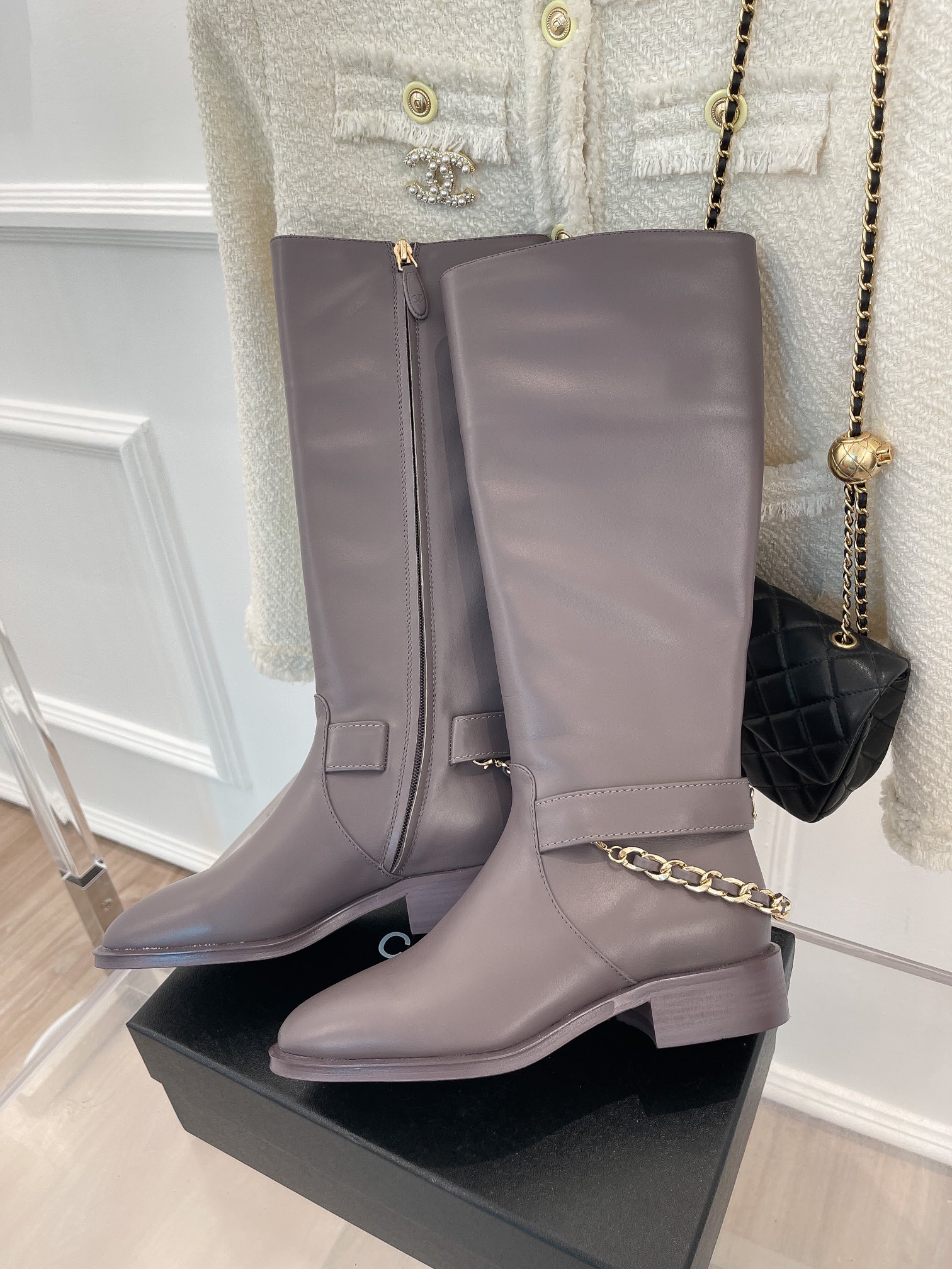 Ch**el Women’s Ankle Boots With Chain Light Violet For Women 1.5in/4cm